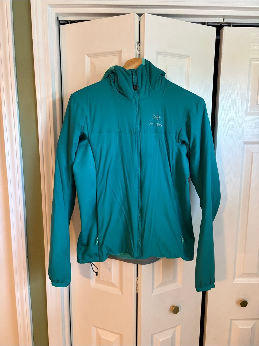 Arc'teryx Teal Hooded Atom Lt Women's Jacket